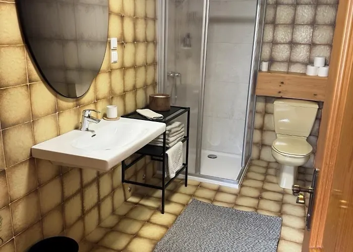 City Bungalow 斯拉德明